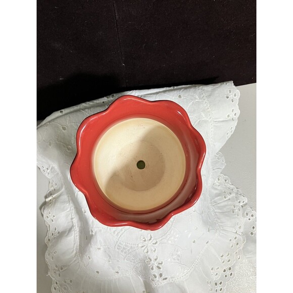 Hand Picked Flower Pot Tulip Shaped Home and Garden Decor - Picture 2 of 6